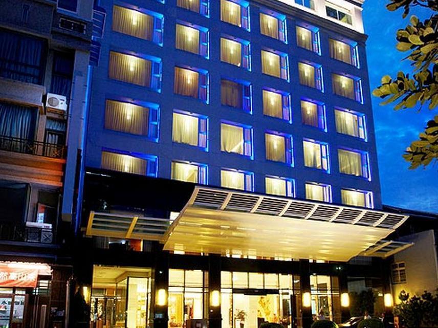 Yuh Tong Hotel Chiayi City Exterior photo