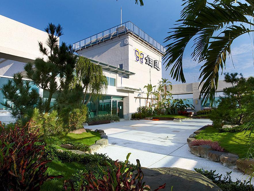 Yuh Tong Hotel Chiayi City Exterior photo